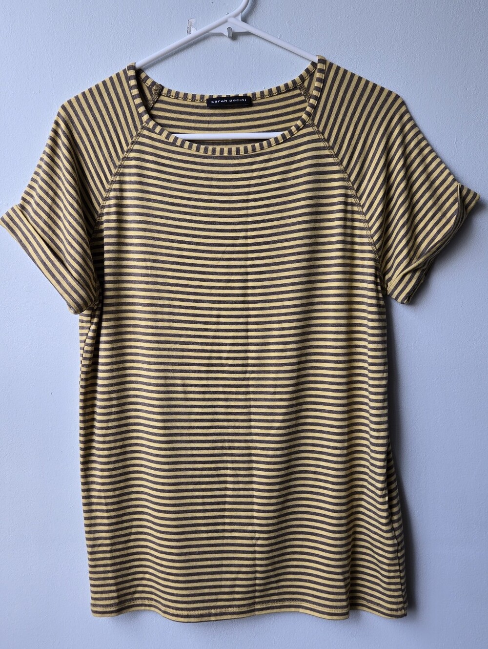 Sarah Pacini Designer Top Sm/XSm Size 1 Yellow Grey Buttery Soft Premium Fashion